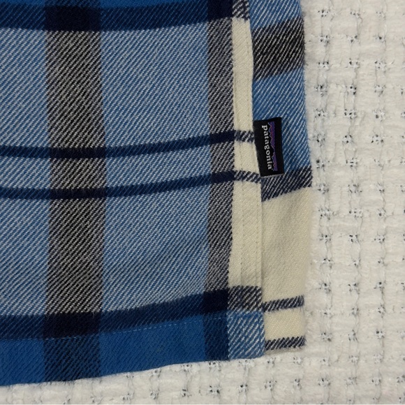 Patagonia Men’s Flannel Blue and White Plaid Button-Up Shirt Size XL - Picture 5 of 9